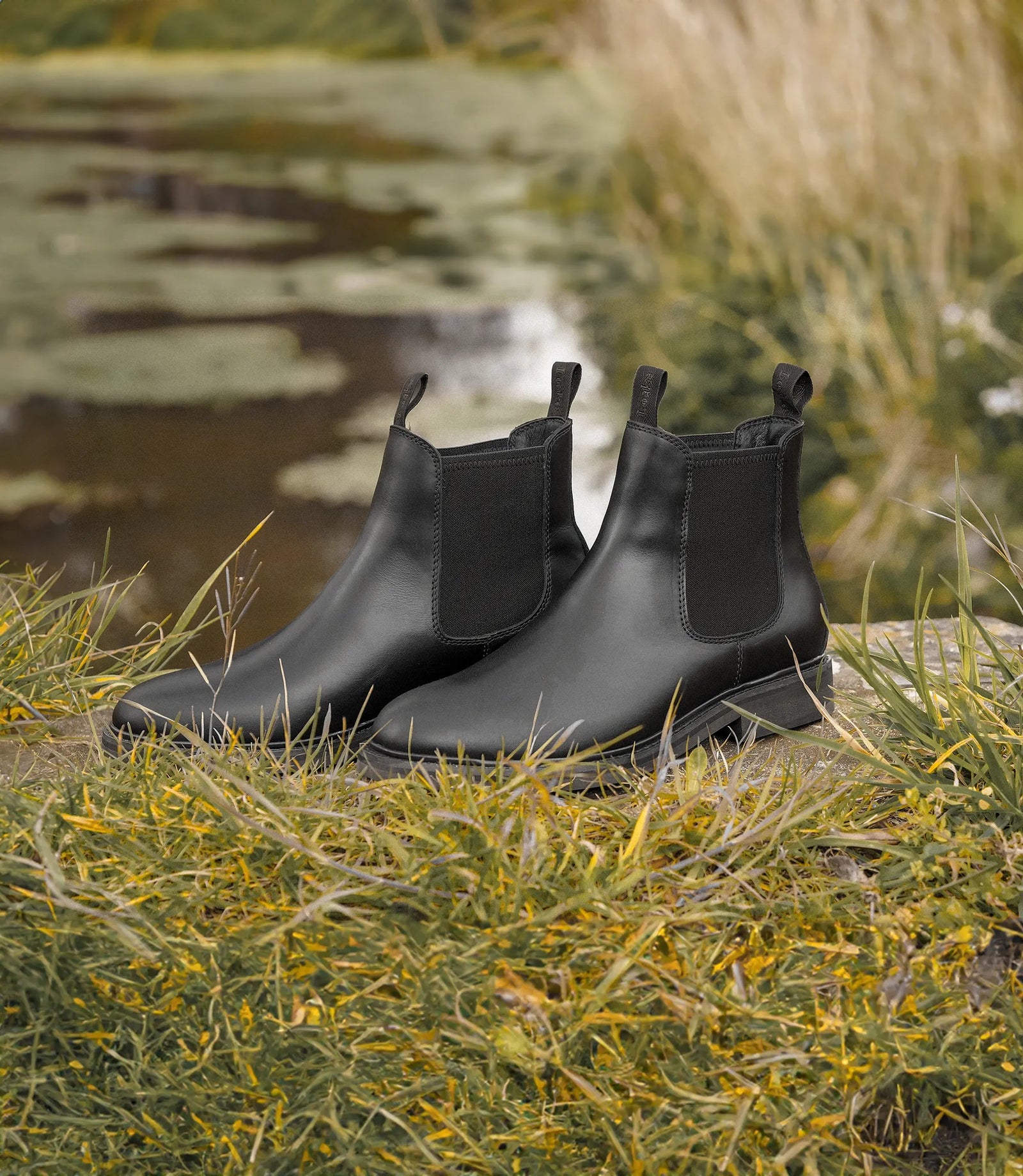 Loake Ducksworth Black