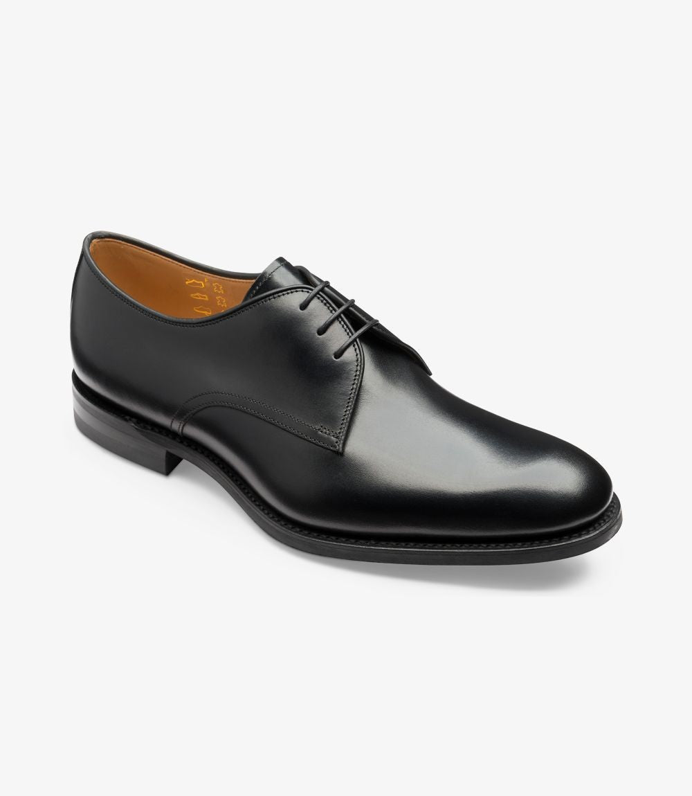 Men Classic Loake Black Shoe Gable