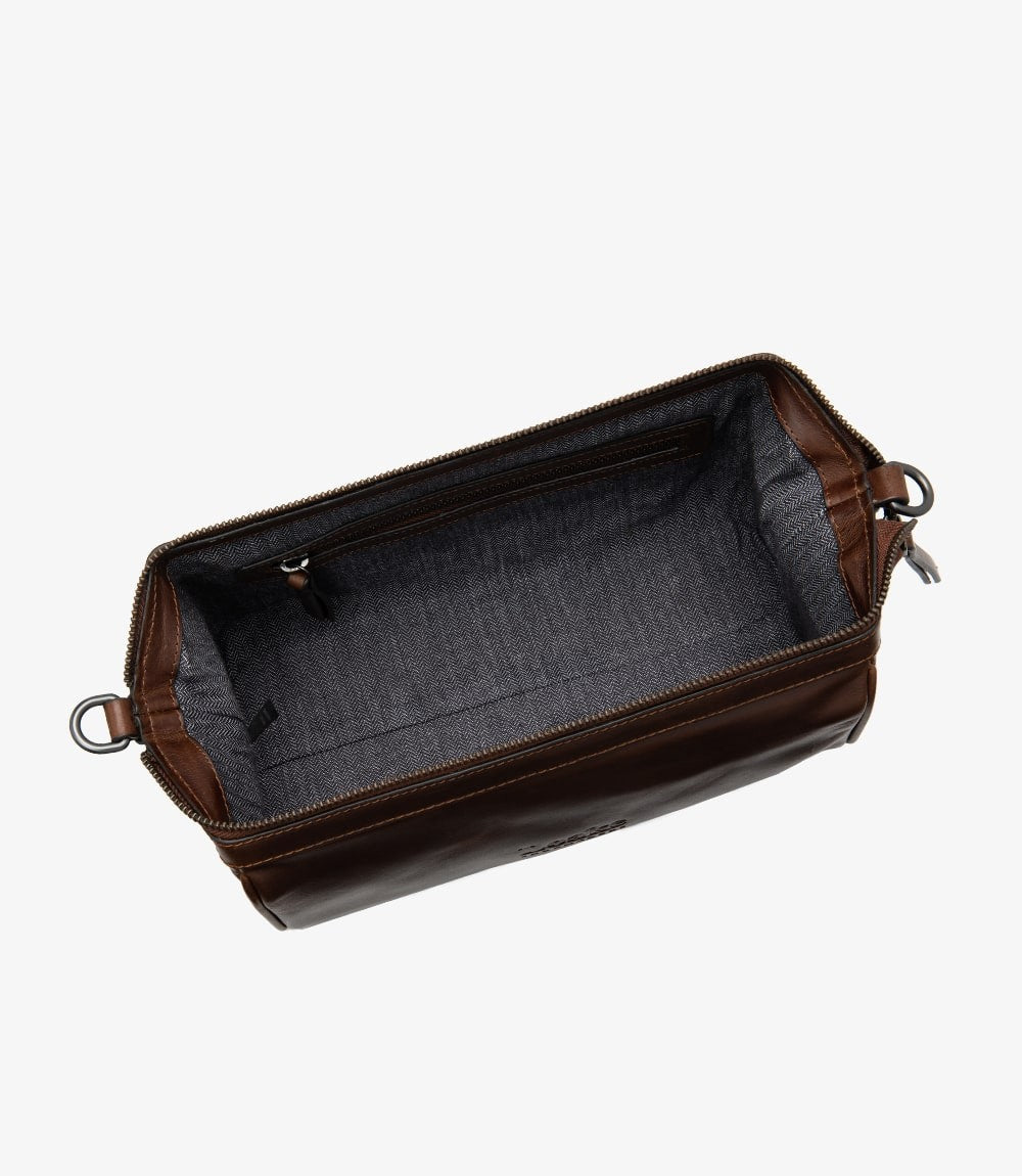 Loake Thames Wash Bag Brown