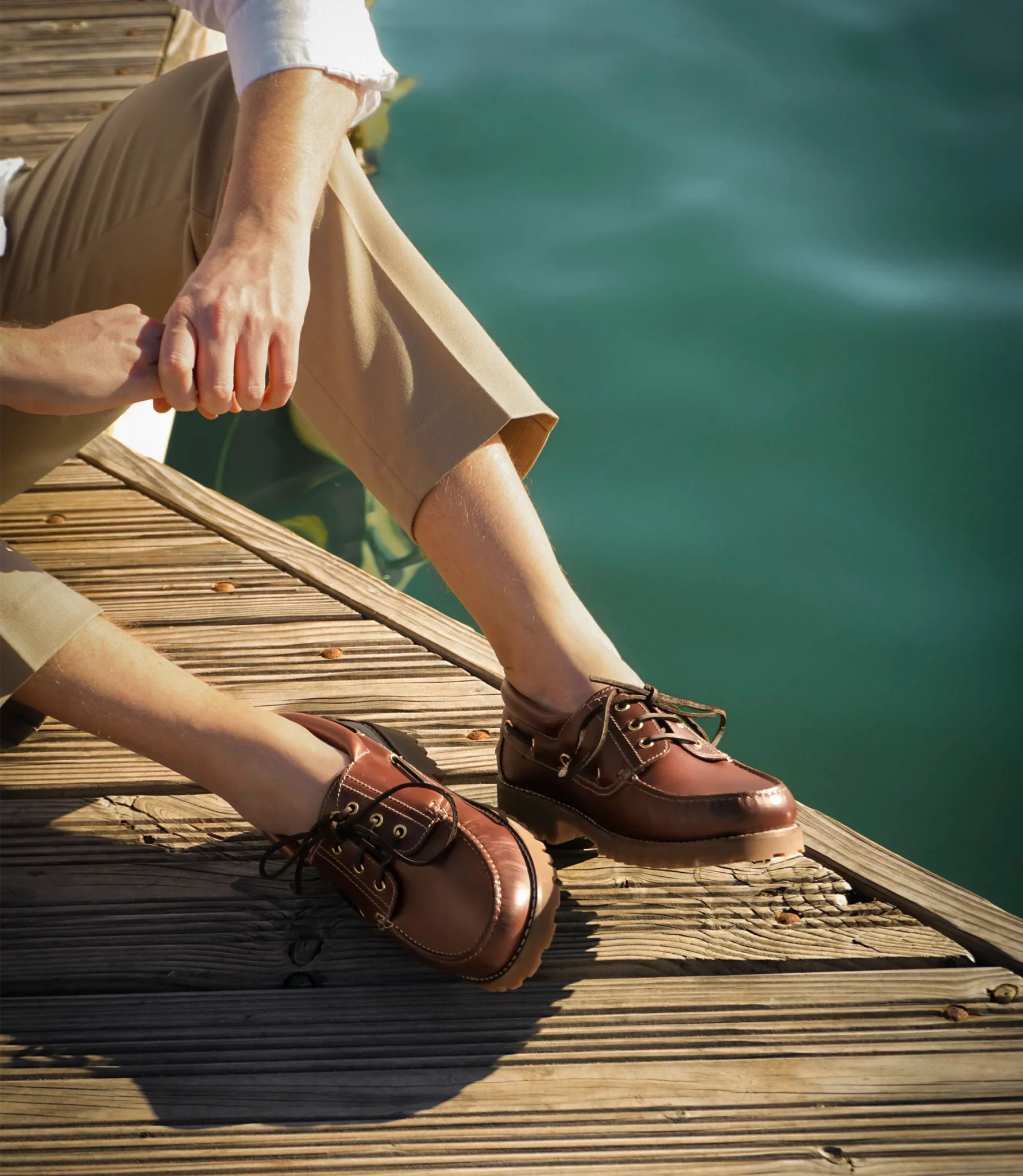 Loake (ID 523) Brown Tan Waxy Leather