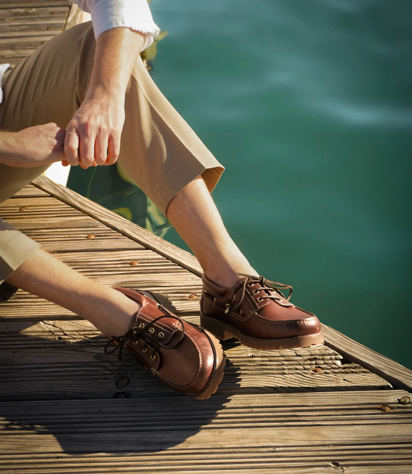 Loake (ID 523) Brown Tan Waxy Leather