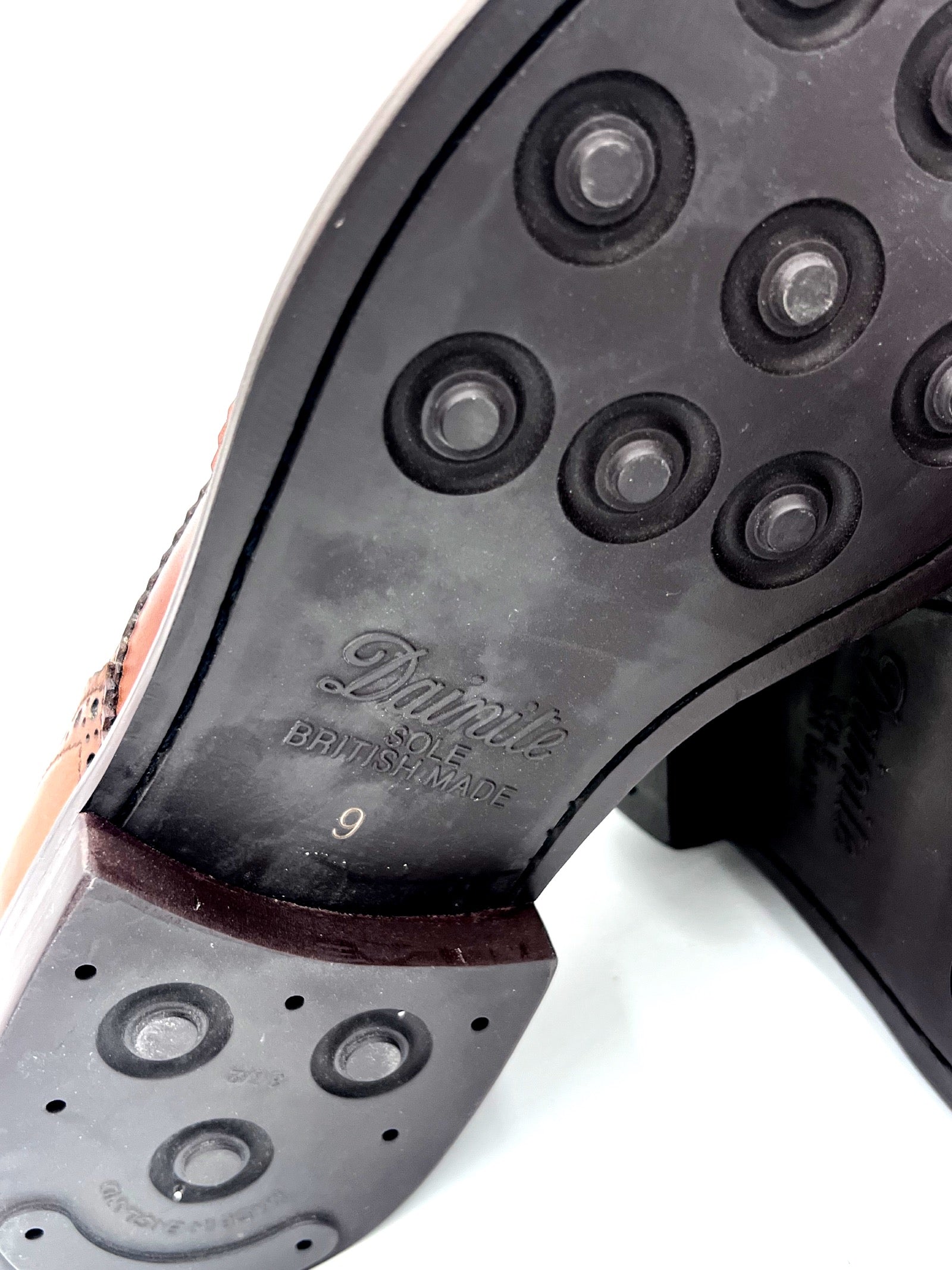 Oscar William Full Brogue Dress Shoes – Dainite Rubber Sole