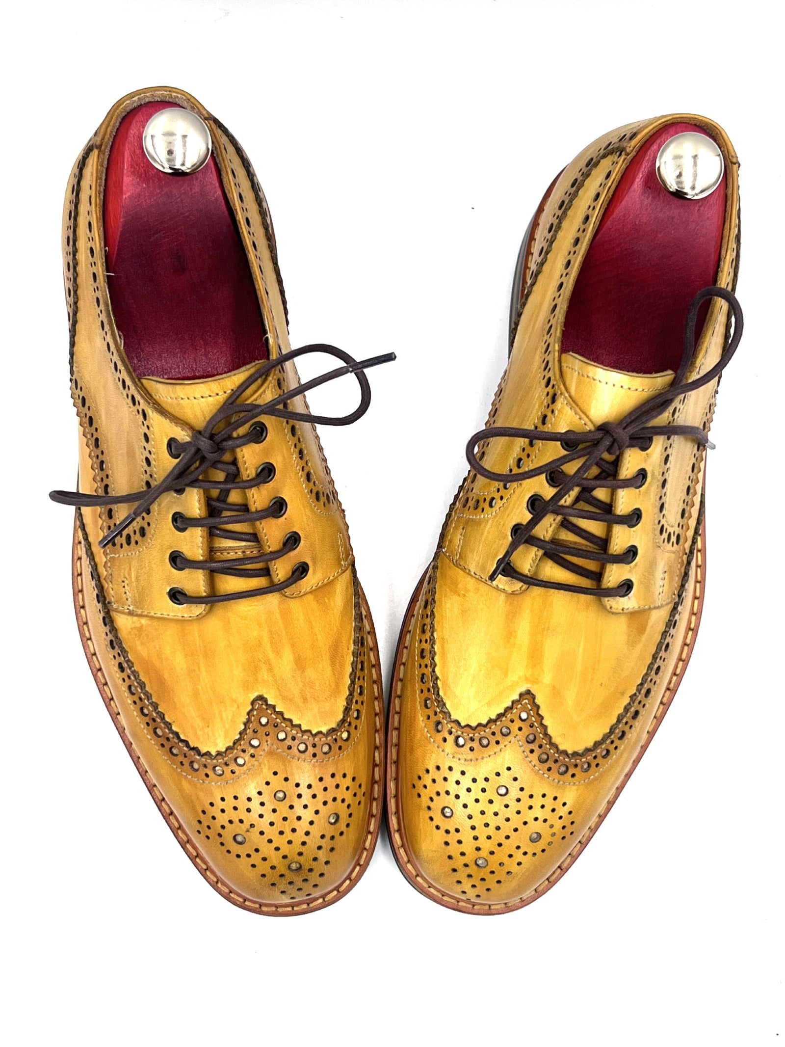 Oscar William Classic Yellow Patina Brogues – Studded Rubber Sole