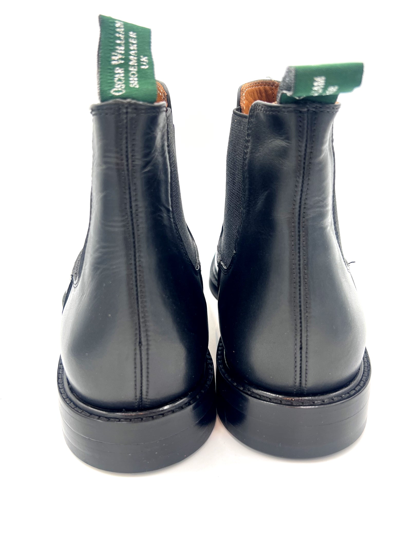 Oscar William Classic Black Chelsea Boots – Rubber Studded Sole