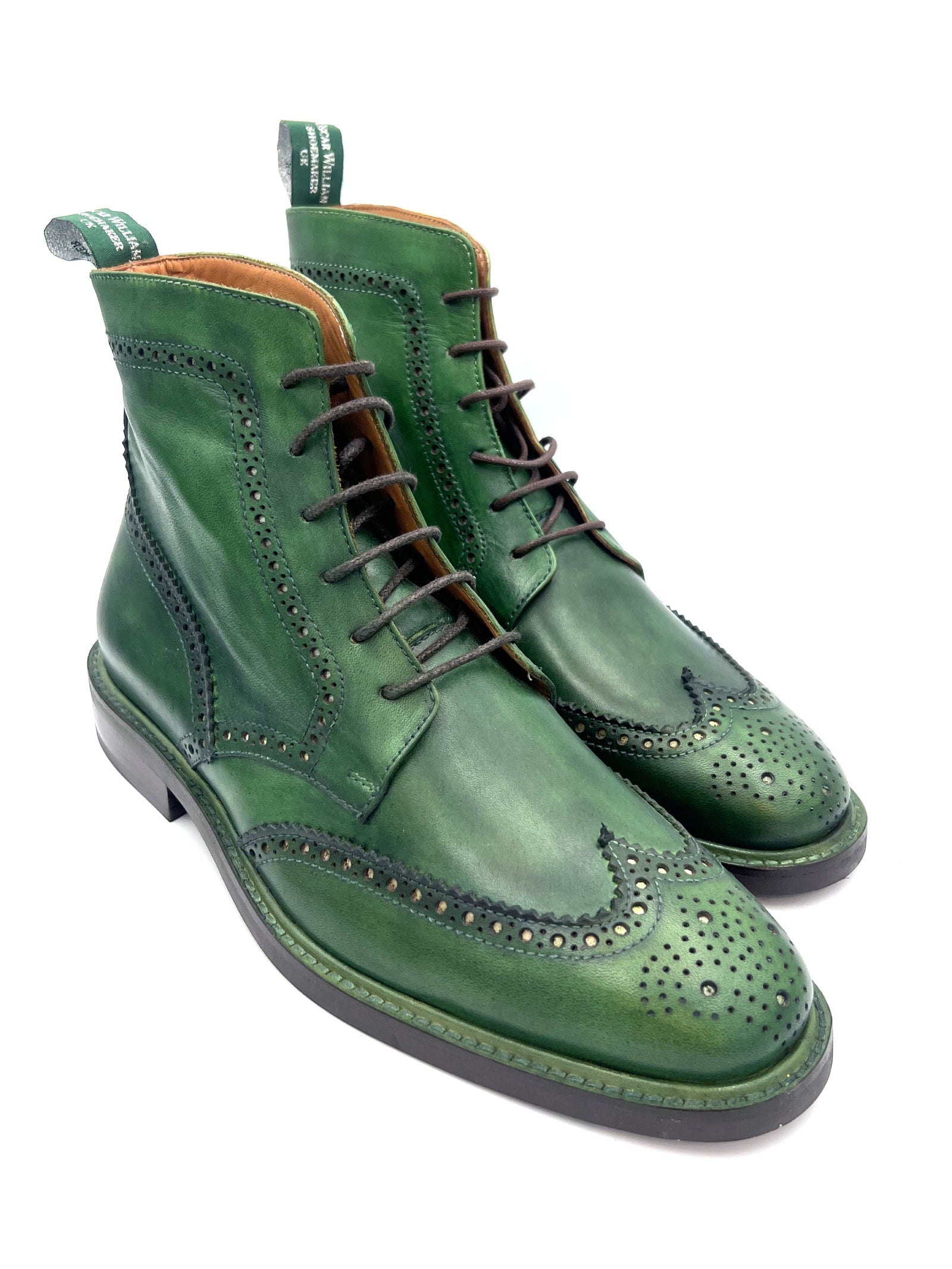 Oscar William Green Patina Brogues – Savile Row Inspired British Elegance
