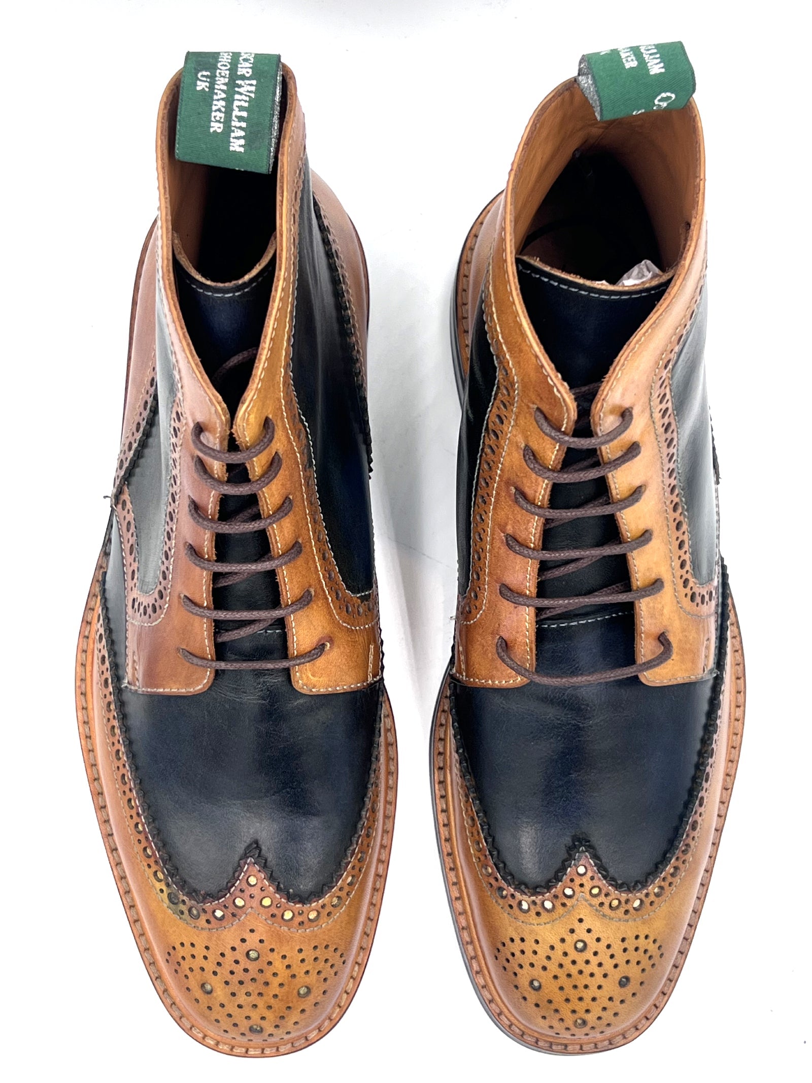 Oscar William Brogue Boots – Light Tan / Navy Blue Mix Patina