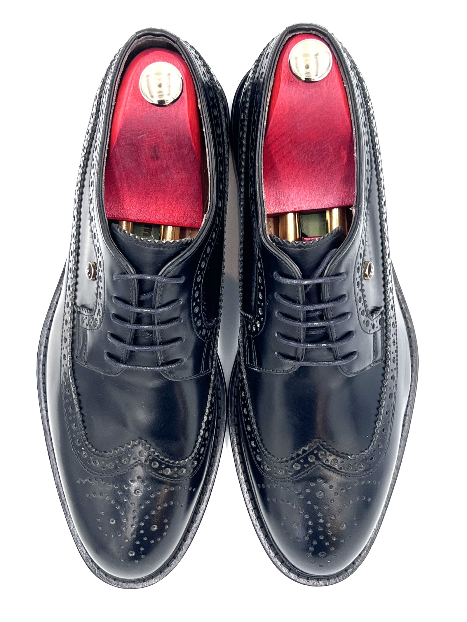 Oscar William Classic Brogue – Royal Long Wing | Black High Shine