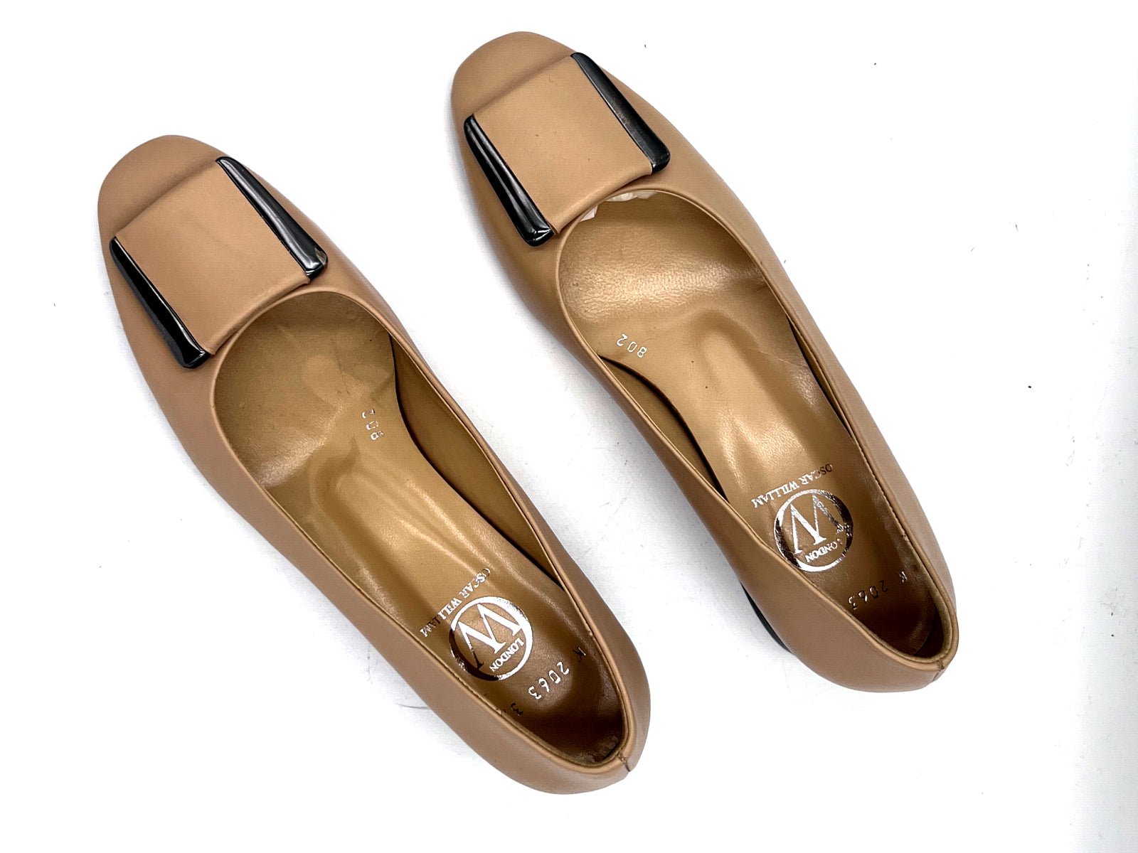 Oscar William Women’s Beige Leather Shoes with Buckle