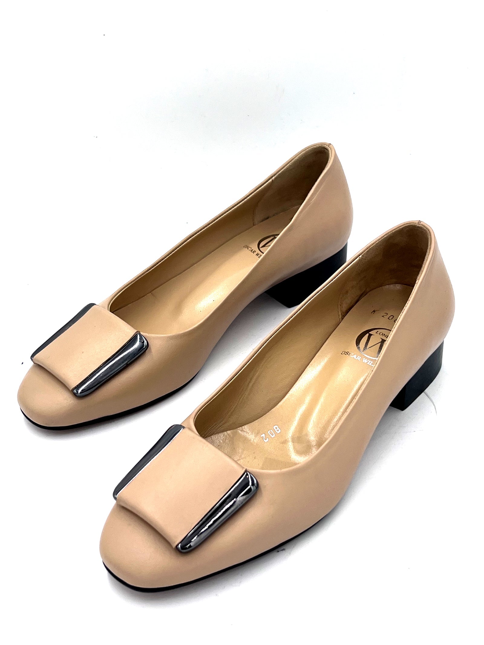 Oscar William Women’s Beige Leather Shoes with Buckle