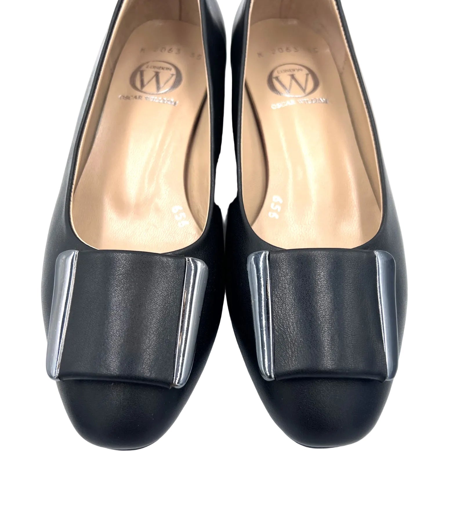 Oscar William Pump – Black with Buckle | Leather Sole