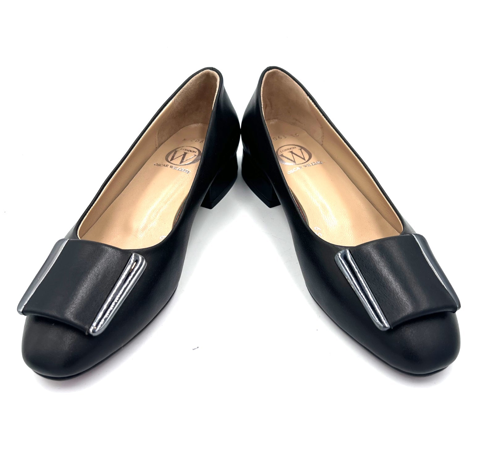 Oscar William Pump – Black with Buckle | Leather Sole