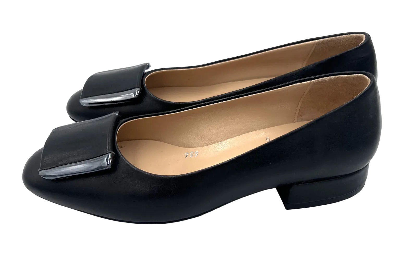 Oscar William Pump – Black with Buckle | Leather Sole