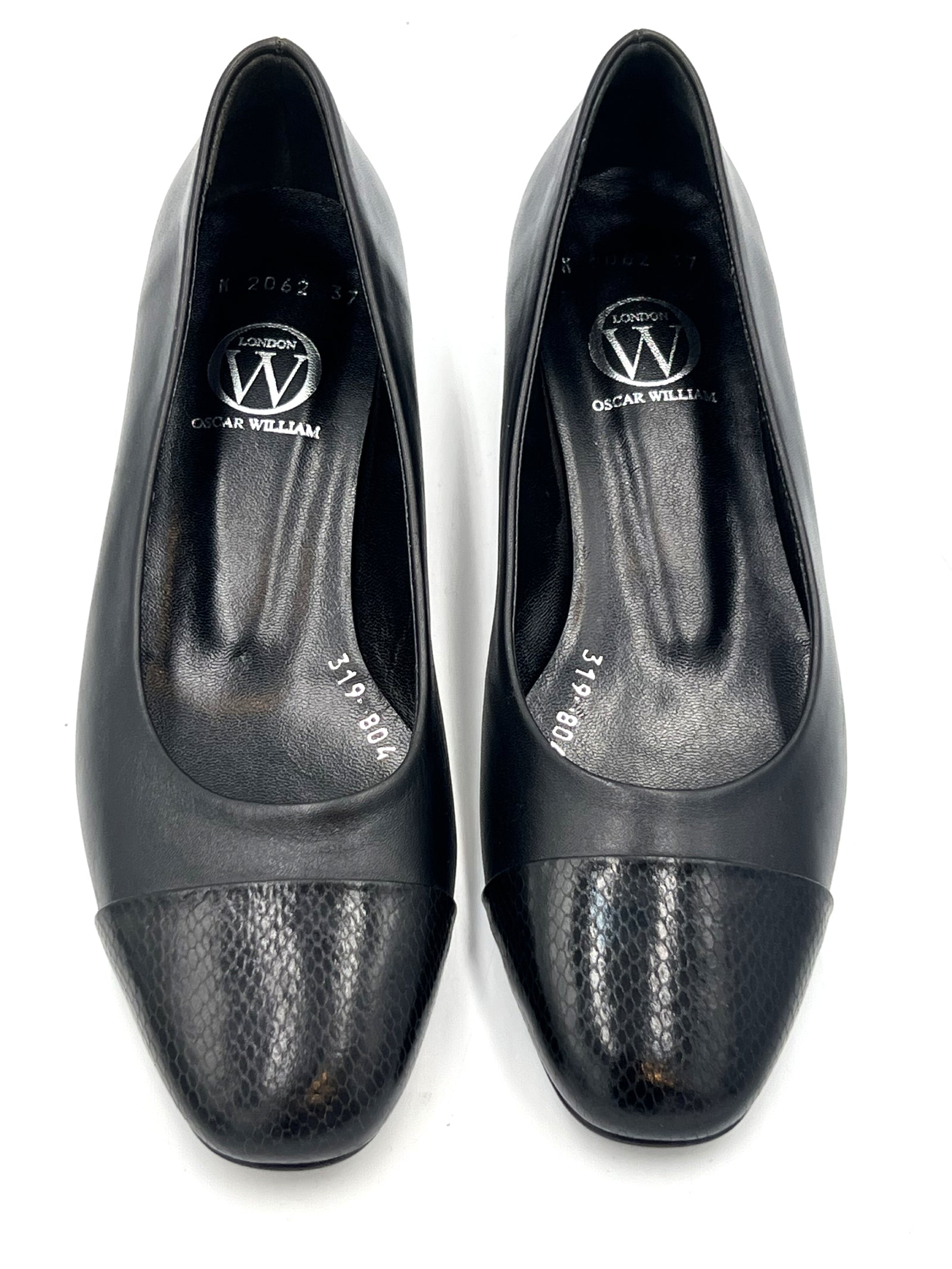Oscar William Pump – High Shine Toe | Leather Sole